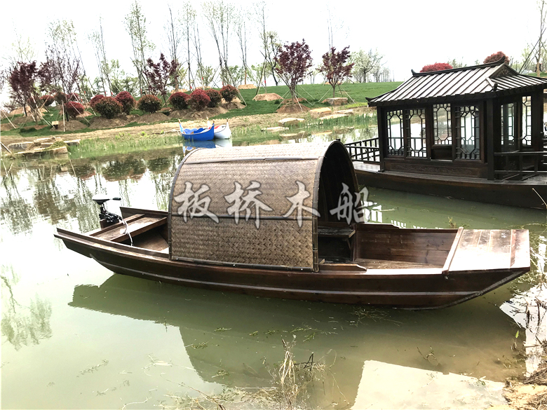成都采蝶園5米電動烏篷船